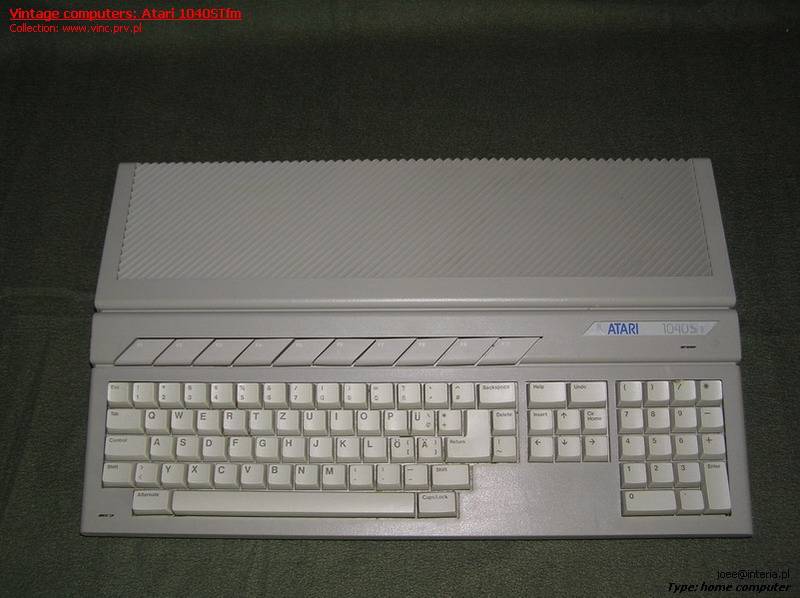 Atari 1040STfm - 01.jpg